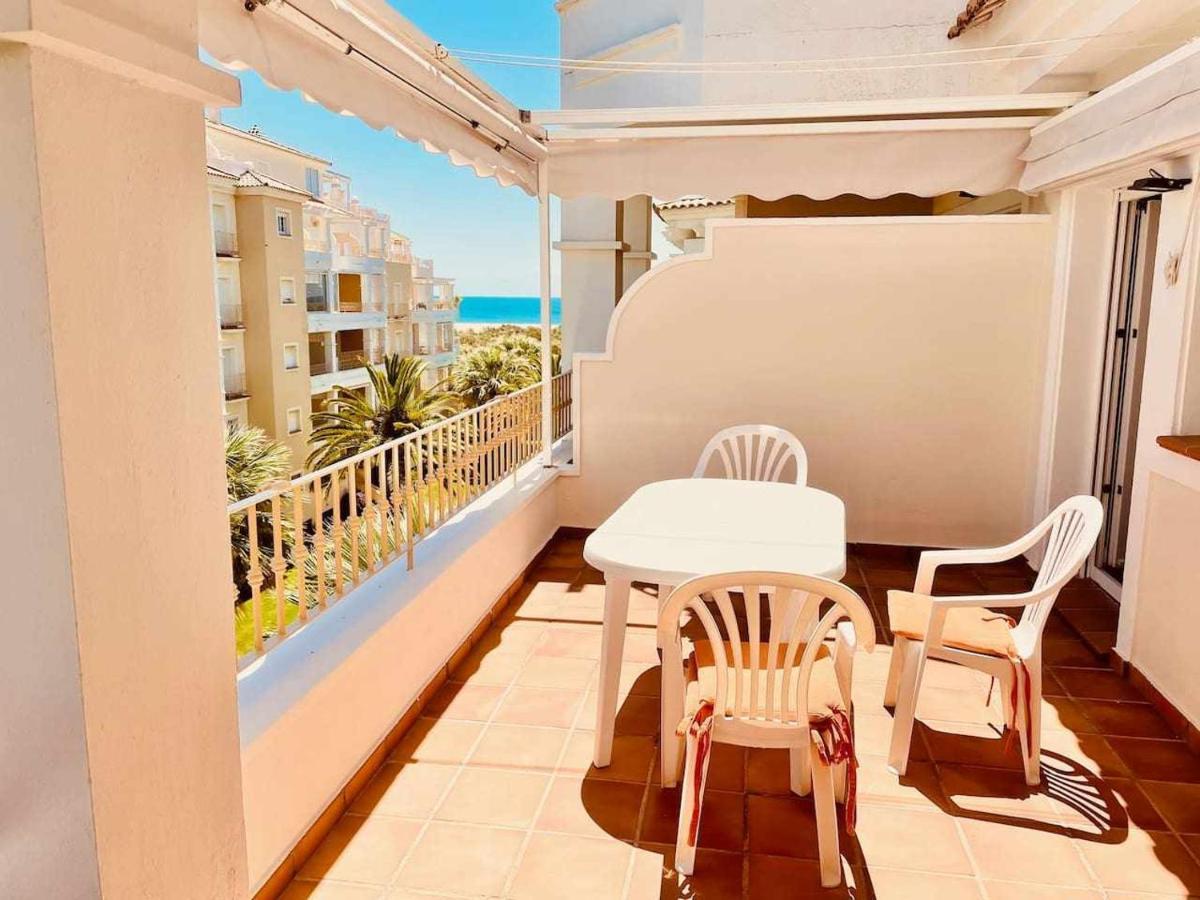 Apartamento con terraza y vistas al mar 1ª línea Isla del Moral Quarto foto